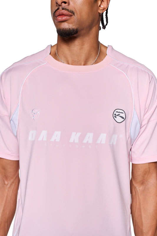 OLAKALA Third Shirt mit gesticktem Isolation Jersey Icon und OLAKALA Sports Icon Rubber Patch auf der Brust. Unisex, reguläre Passform, Mesh-Einsätze.